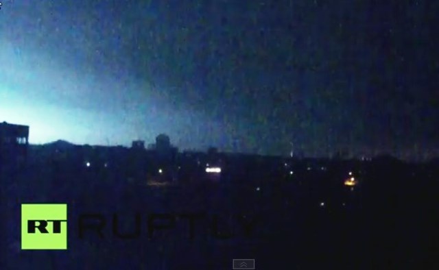 massive flash light up Donetsk 1115 Nov. 20